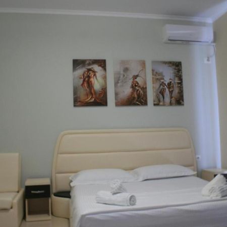 Apartments In Potam Himarë Exterior foto